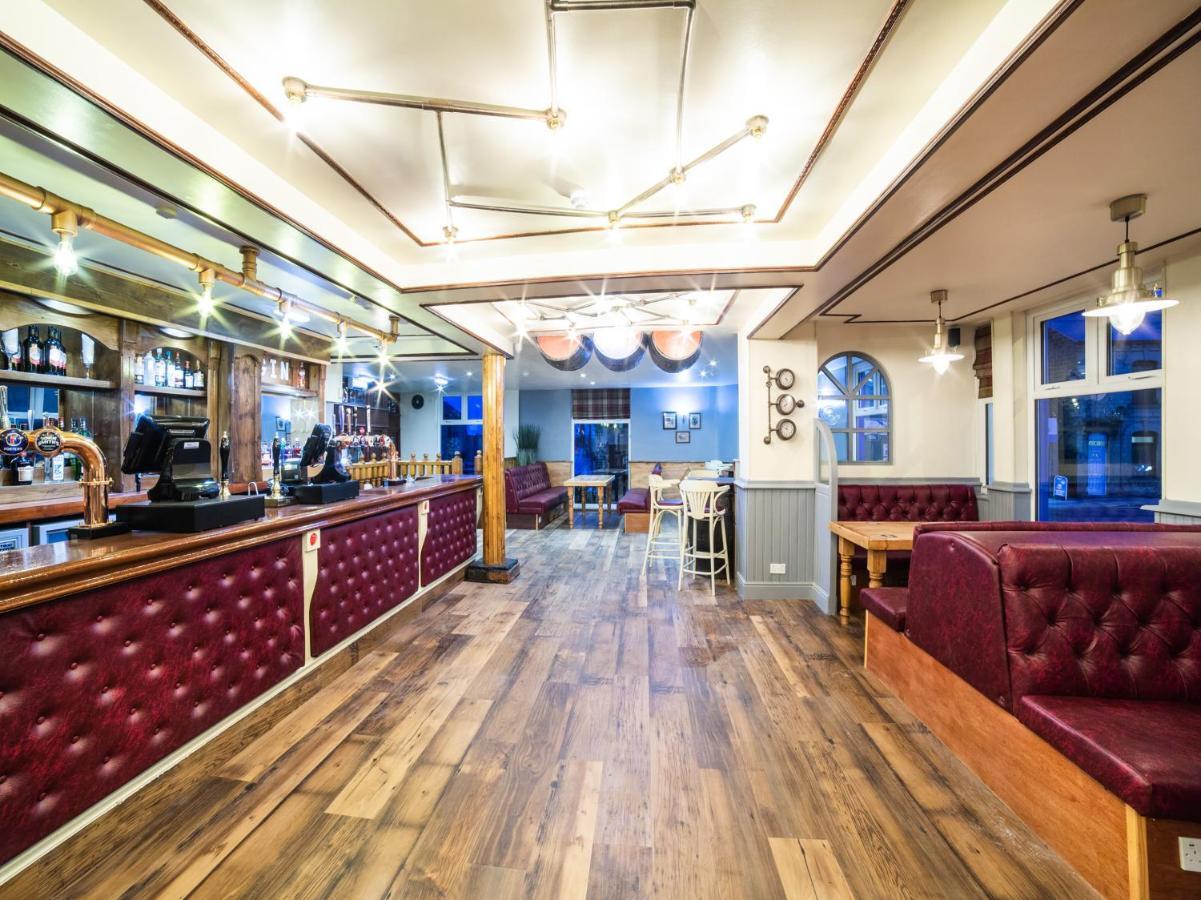 Hotel Churchill's 2*